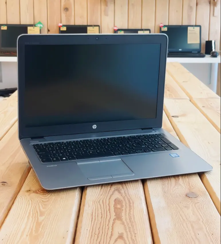 hp 850g33.webp