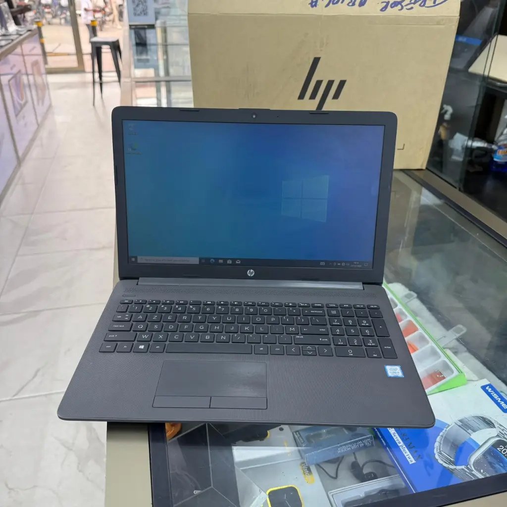 Hp Probook 250G7 i5 8e gén ram8 500Go 15 pouces 