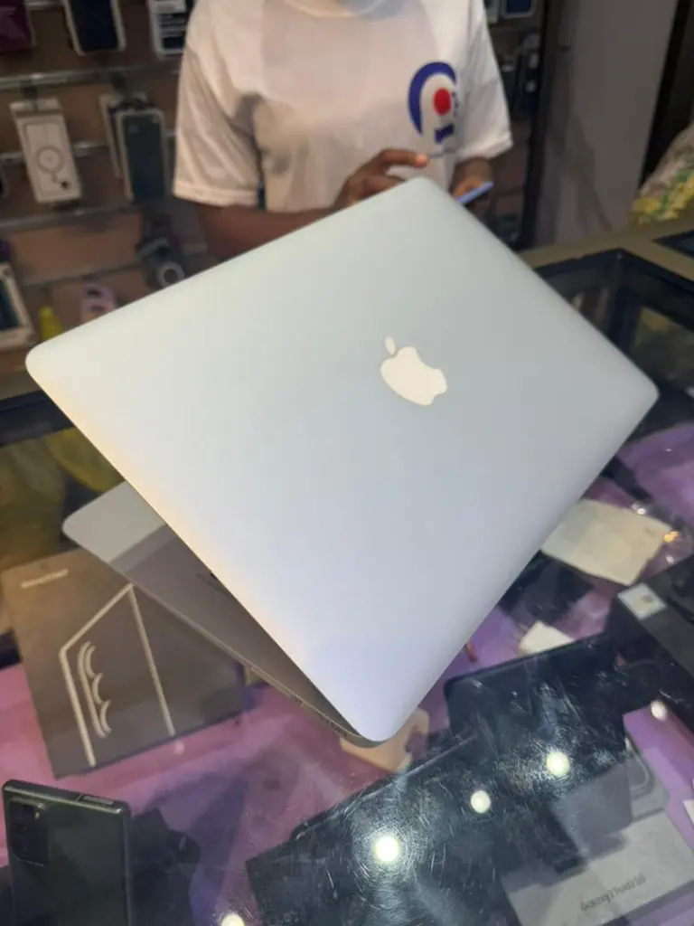 Macbook air 2015