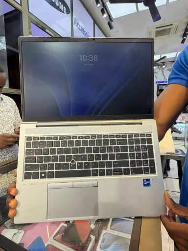 HP EliteBook 850g8 i7 11e Ram16 1téra